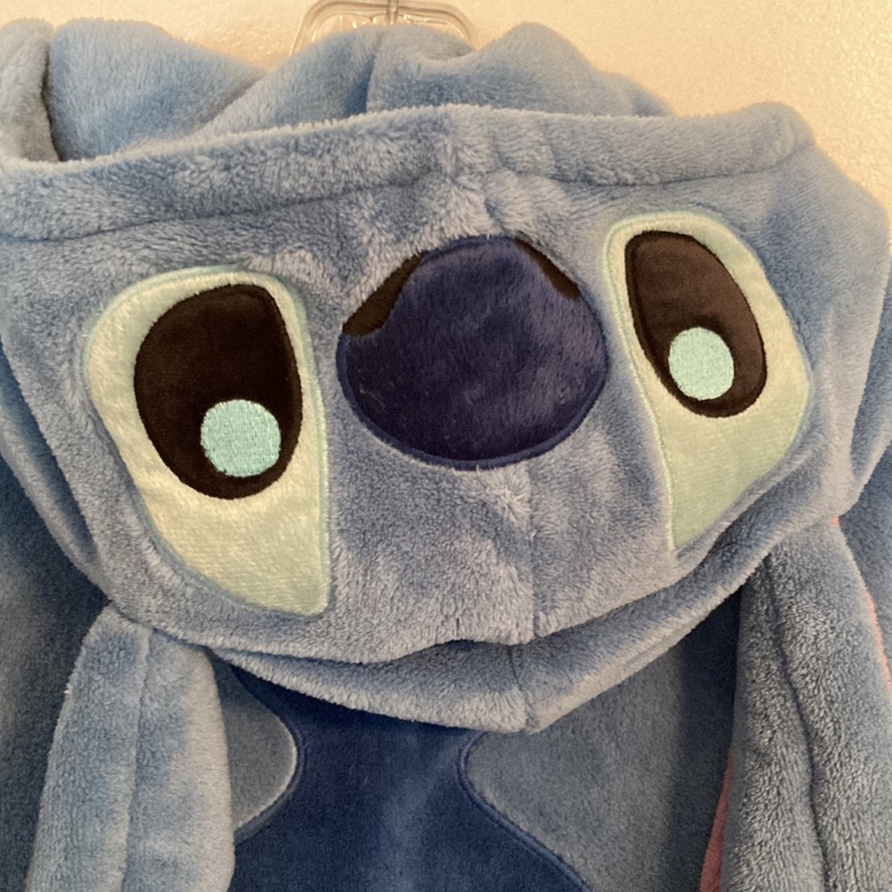 🟩🟩 Disney Women’s Stitch Robe with Hood (size L) NWT - Picture 5 of 8